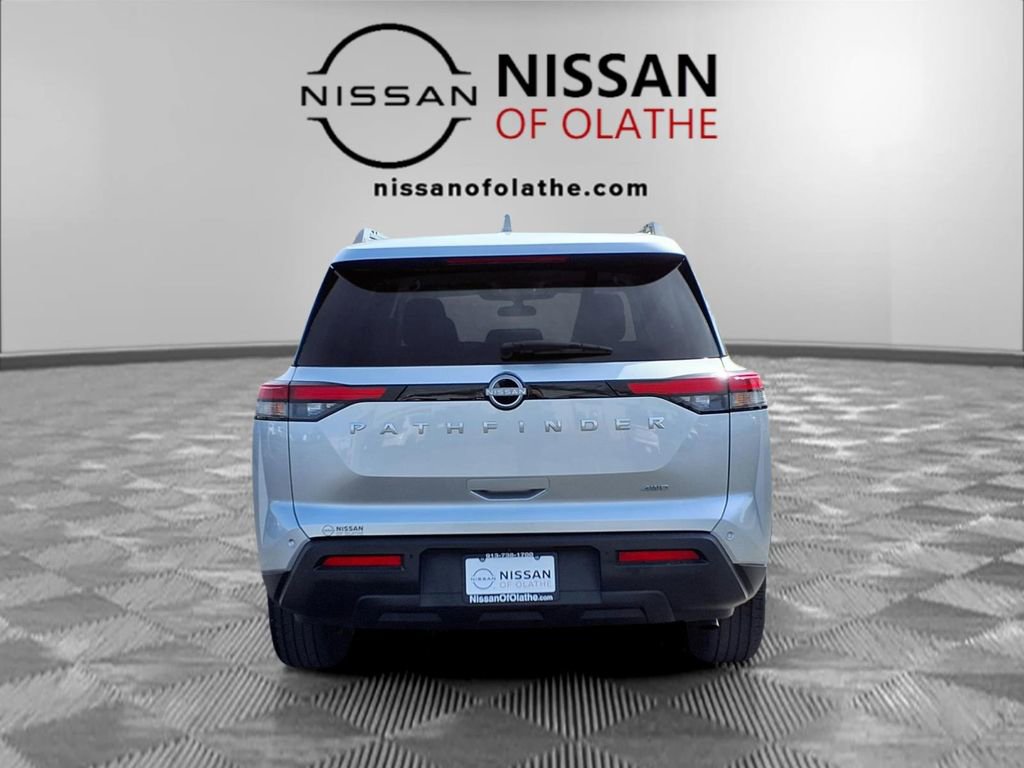 Certified 2025 Nissan Pathfinder SV image 30