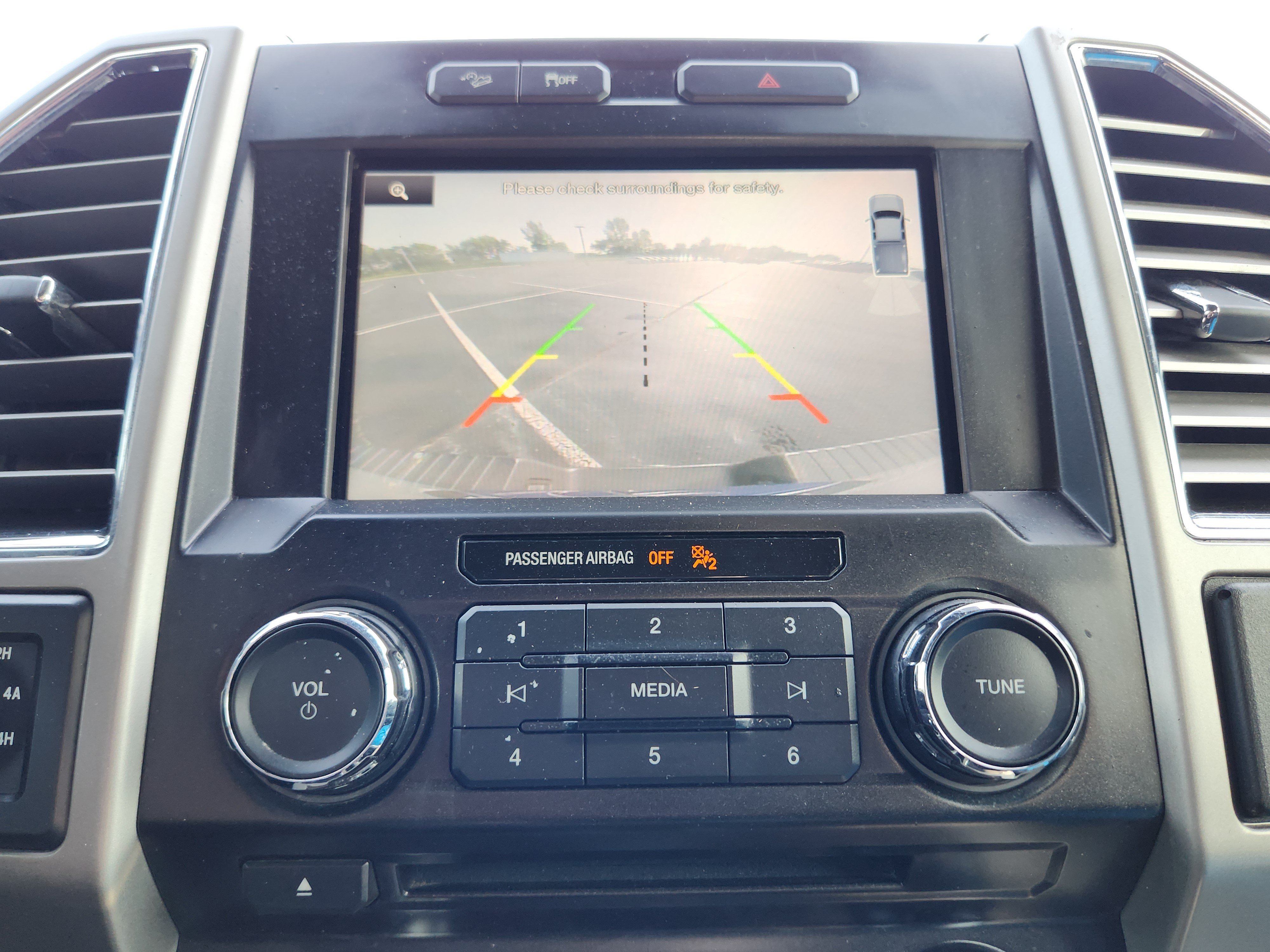 Used 2015 Ford F150 Lariat AWD/4WD image 20