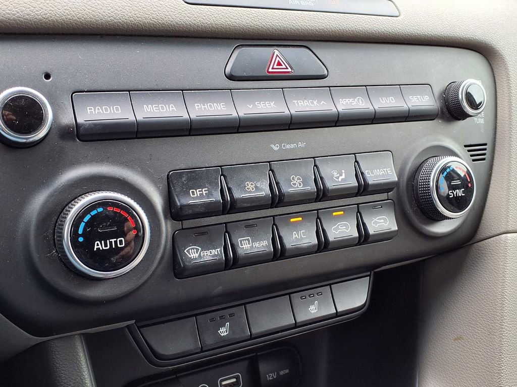 Used 2017 Kia Sportage EX image 17