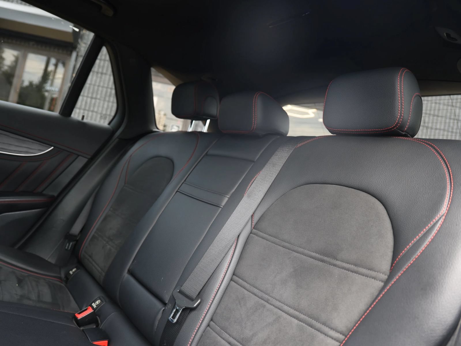 Used 2019 Mercedes-Benz GLC 43 AMG 4MATIC image 32
