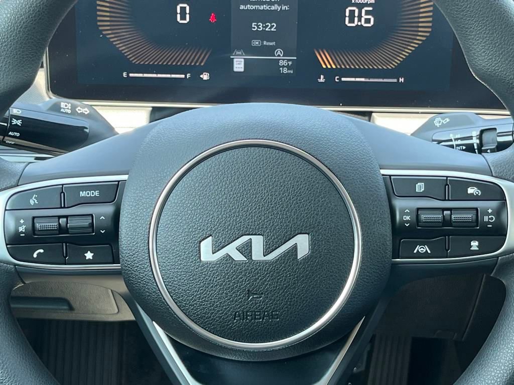 New 2026 Kia K5 LXS image 21