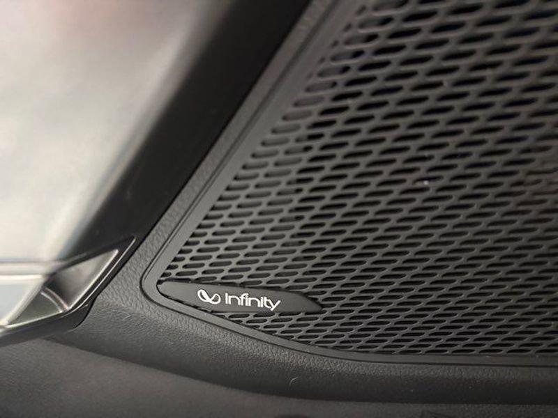 Used 2017 Hyundai Santa Fe Sport w/ 2.0T Ultimate Tech Package 05 image 20