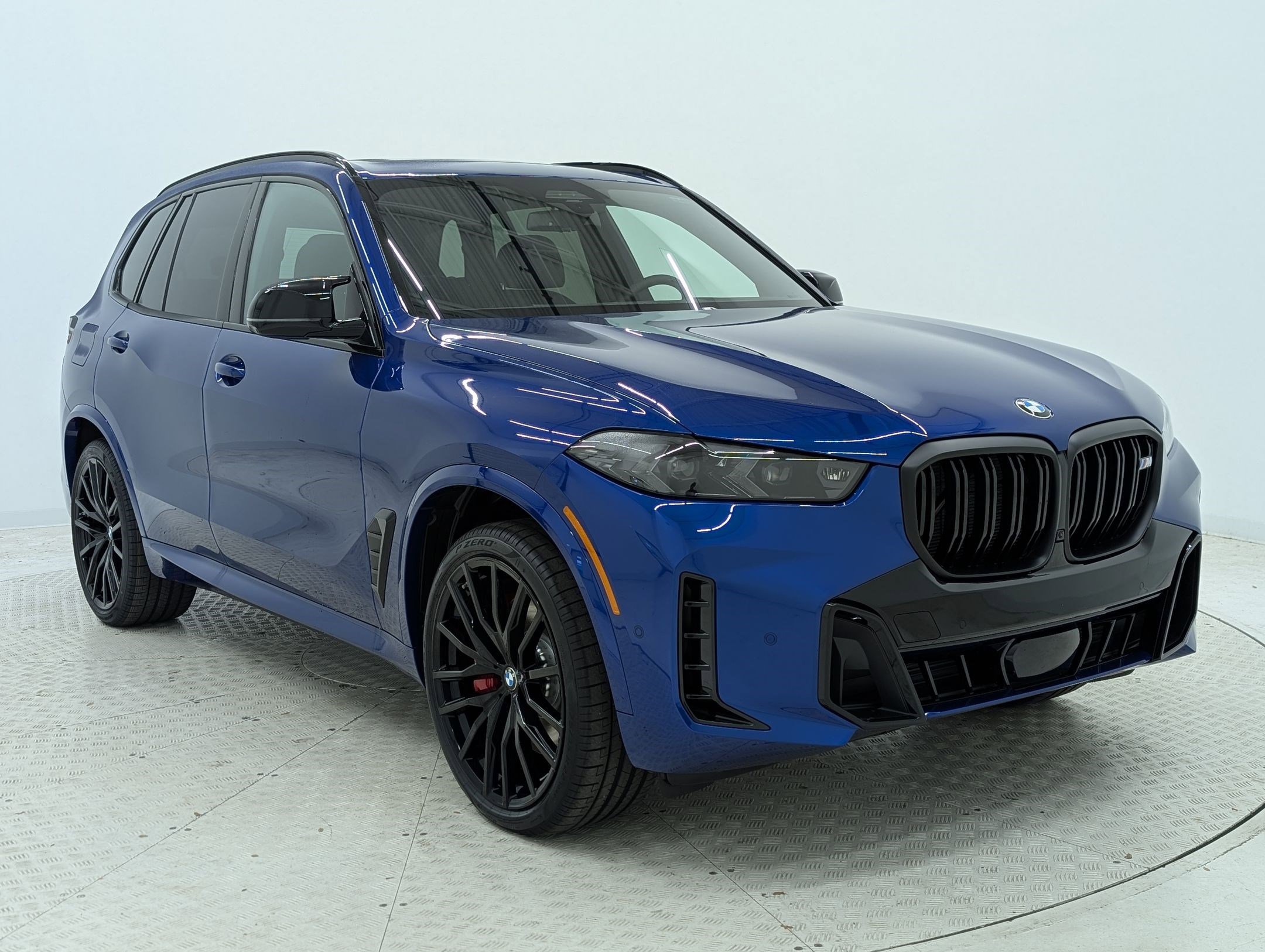 New 2026 BMW X5 M60i w/ Executive Package image 7