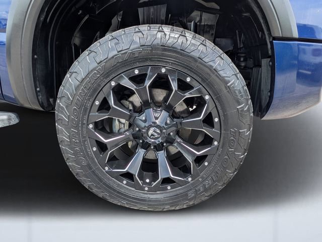 Used 2021 Nissan Titan PRO-4X w/ Pro-4x Convenience Package AWD/4WD image 10