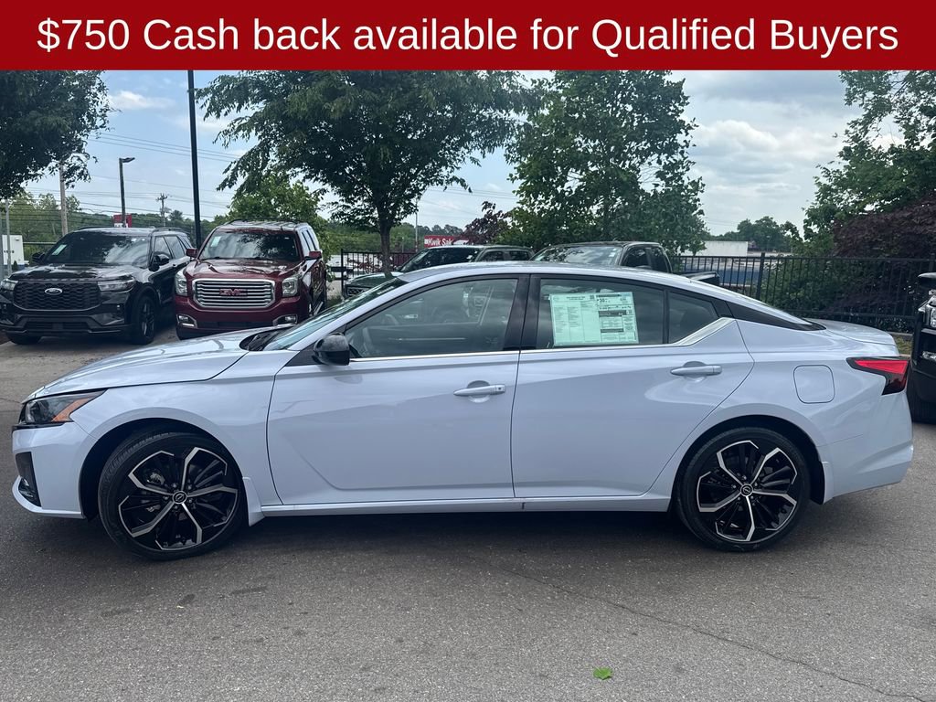 New 2026 Nissan Altima 2.5 SR FWD image 4