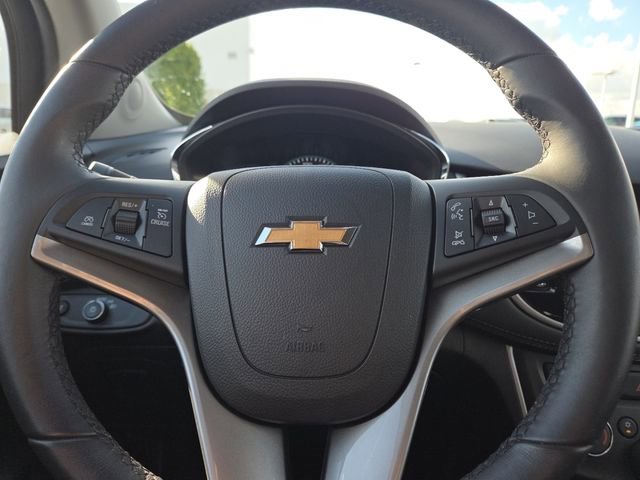 Used 2022 Chevrolet Trax LT w/ LT Convenience Package image 28