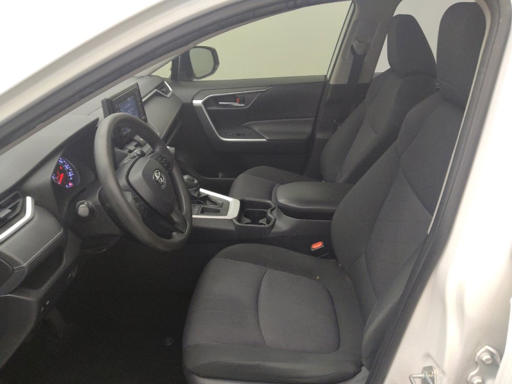 Used 2019 Toyota RAV4 XLE w/ Convenience Package image 17