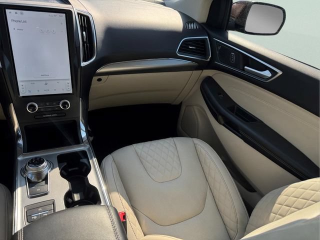 Used 2024 Ford Edge Titanium w/ Titanium Elite Package AWD/4WD image 13