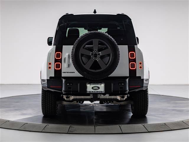 New 2026 Land Rover Defender 110 X-Dynamic SE AWD/4WD image 4