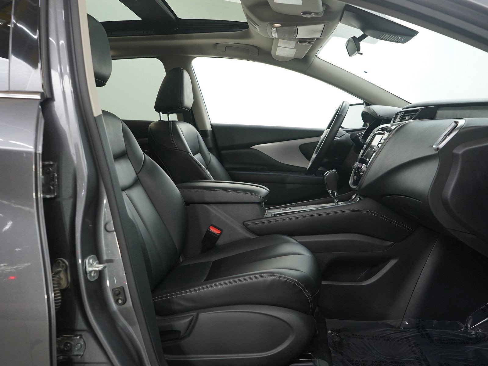 Used 2024 Nissan Murano SV image 12