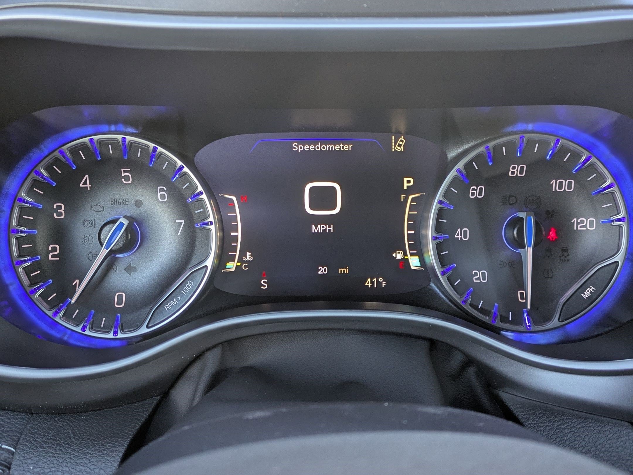 New 2026 Chrysler Pacifica Select image 10