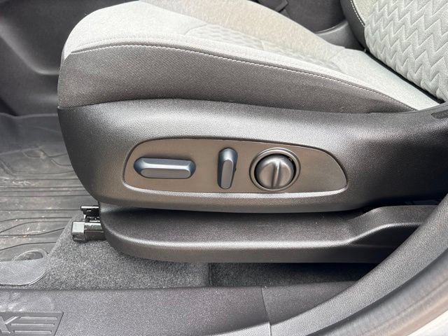 Used 2024 Chevrolet Equinox LS w/ LS Convenience Package FWD image 14