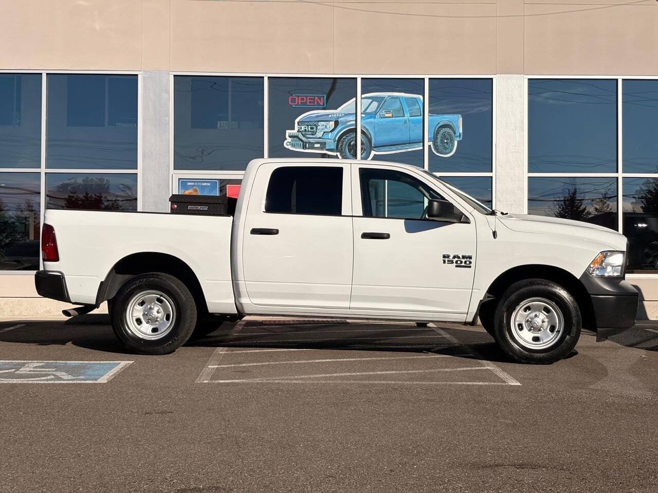 Used 2022 RAM 1500 Tradesman w/ Popular Equipment Group AWD/4WD image 3