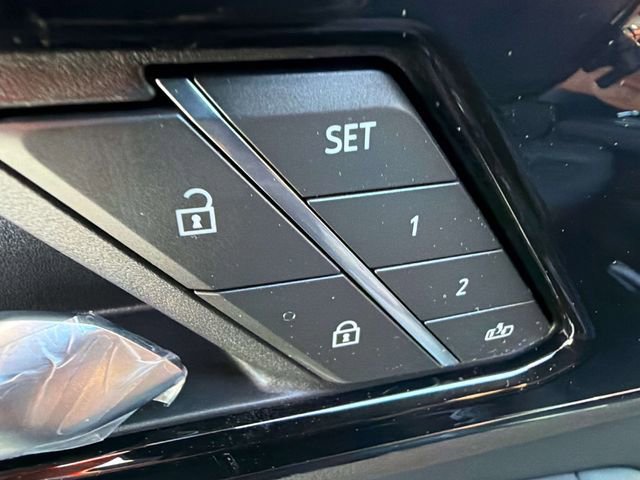 New 2026 GMC Yukon AT4 w/ AT4 Premium Plus Package image 18