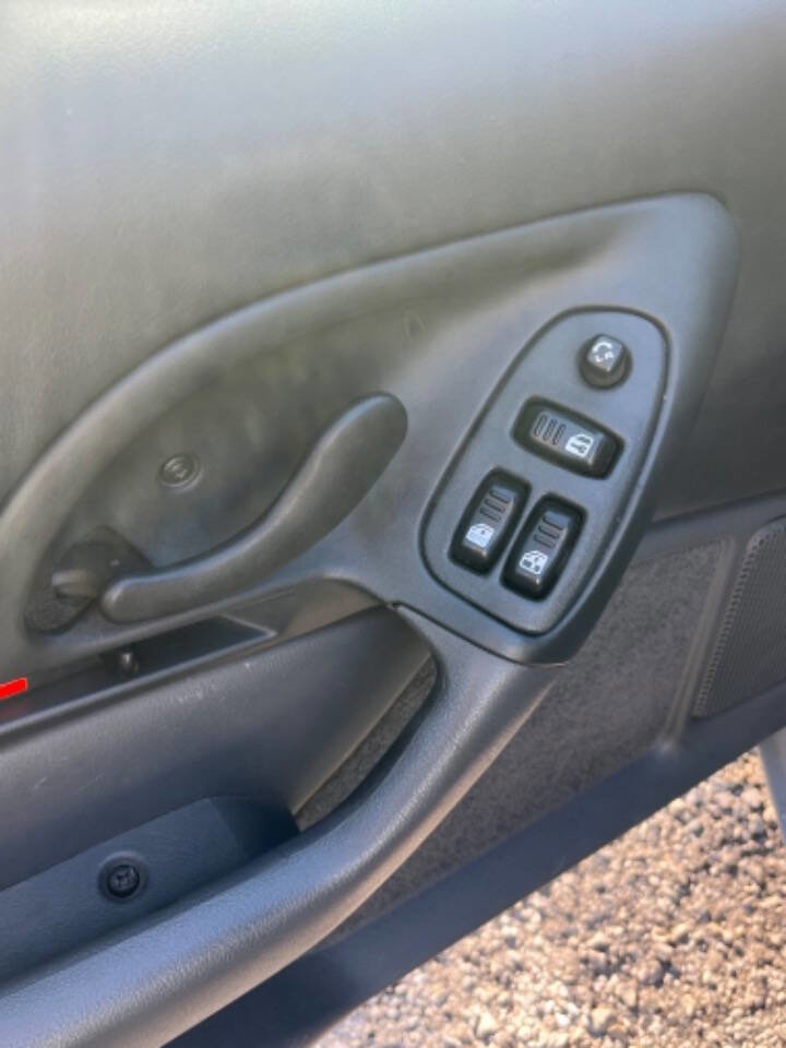 Used 1997 Chevrolet Camaro Z28 w/ Preferred Equipment Group 2 RWD image 10