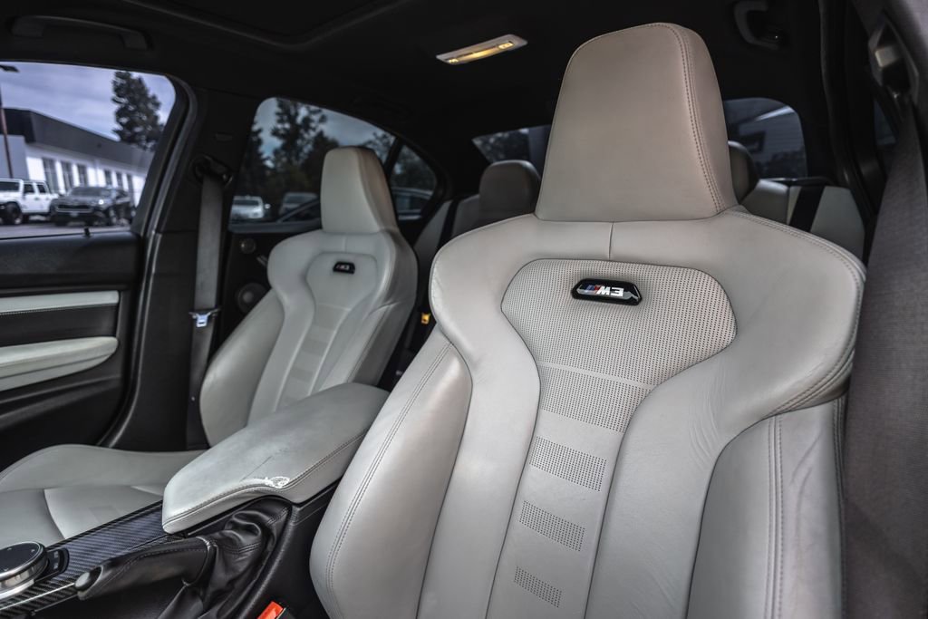 Used 2018 BMW M3 w/ Executive Package RWD image 17