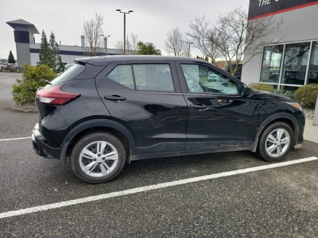 Certified 2024 Nissan Kicks S image 3