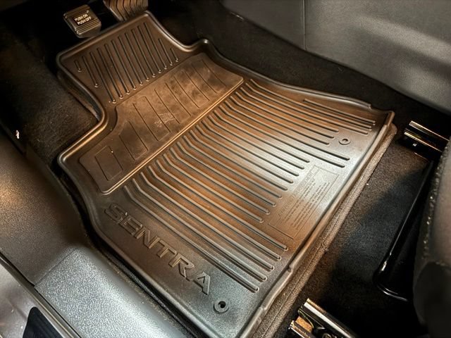 Used 2025 Nissan Sentra SV w/ All-Weather Package FWD image 16