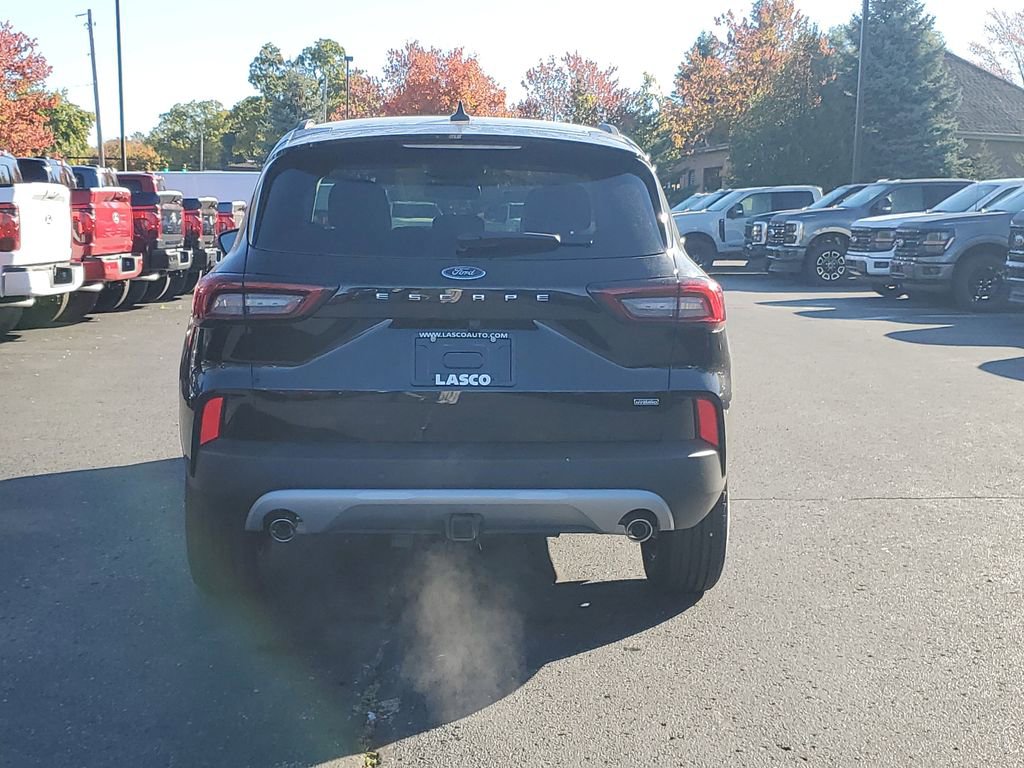 New 2026 Ford Escape SE w/ PHEV Premium Package image 5