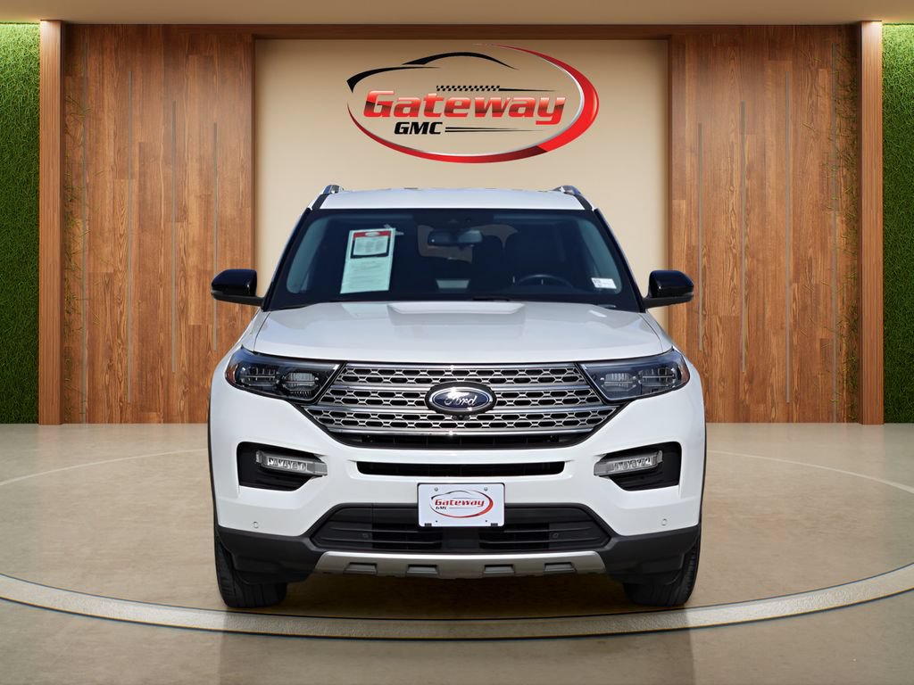 Used 2022 Ford Explorer Limited w/ Limited Technology Package AWD/4WD image 2