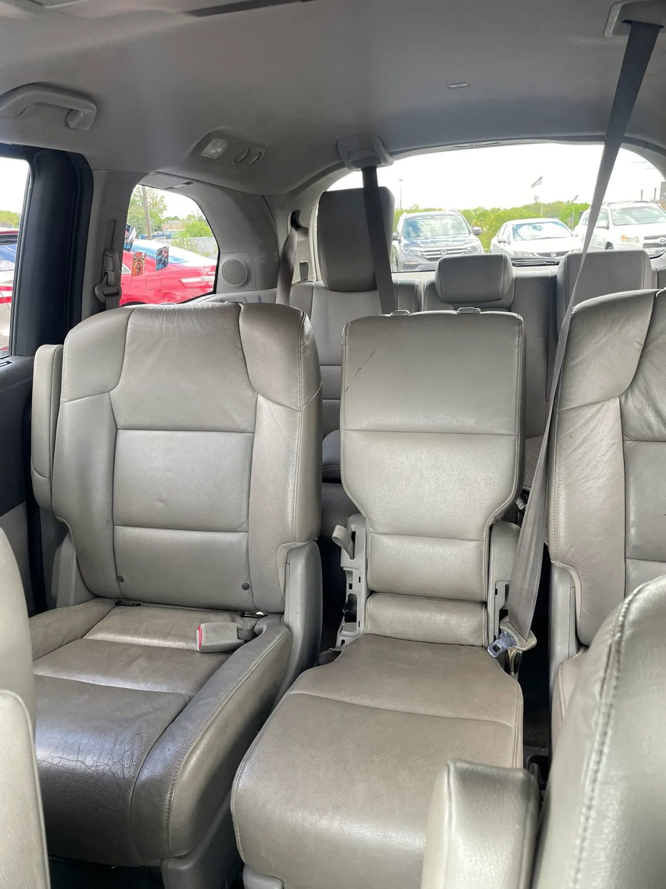 Used 2011 Honda Odyssey Touring image 29
