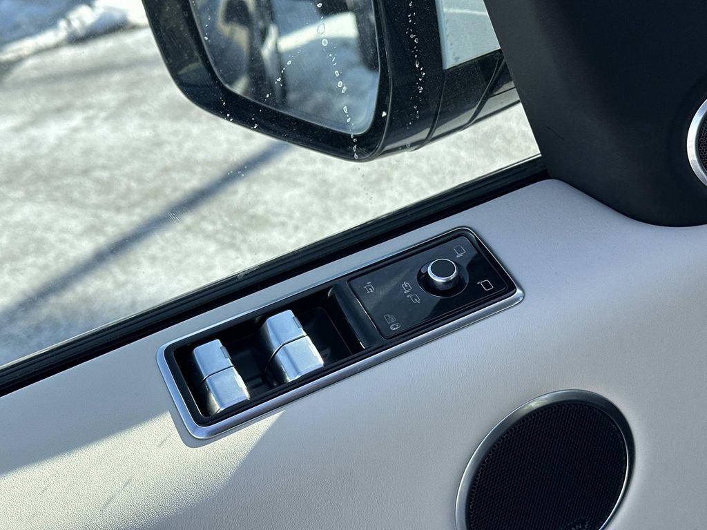 Used 2022 Land Rover Range Rover Sport HSE Dynamic image 25