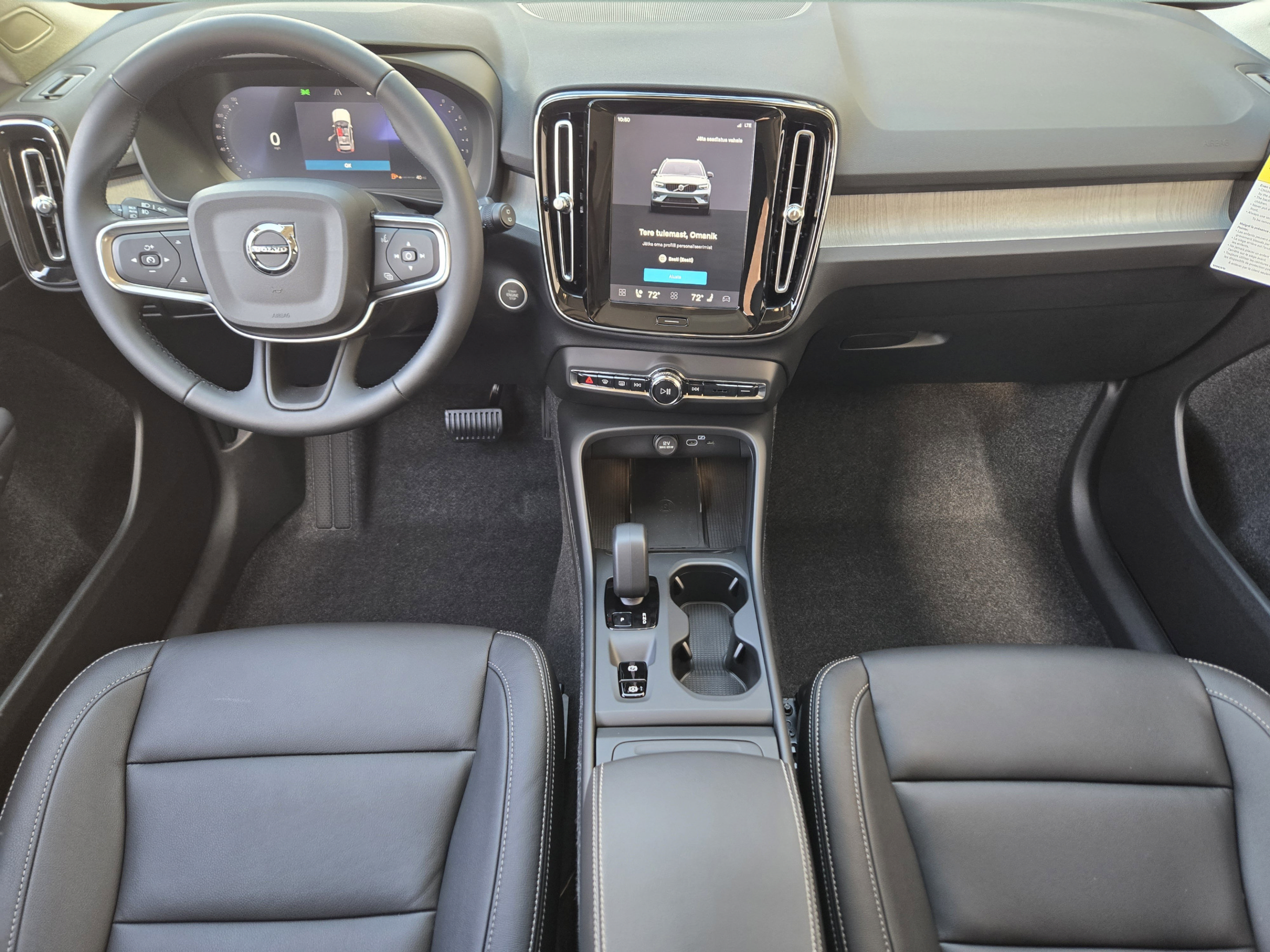 New 2026 Volvo XC40 B5 Core w/ Climate Package AWD/4WD image 22