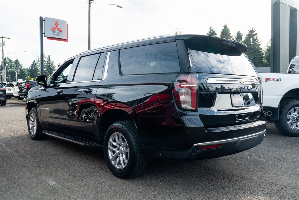 Used 2021 Chevrolet Suburban LT image 4