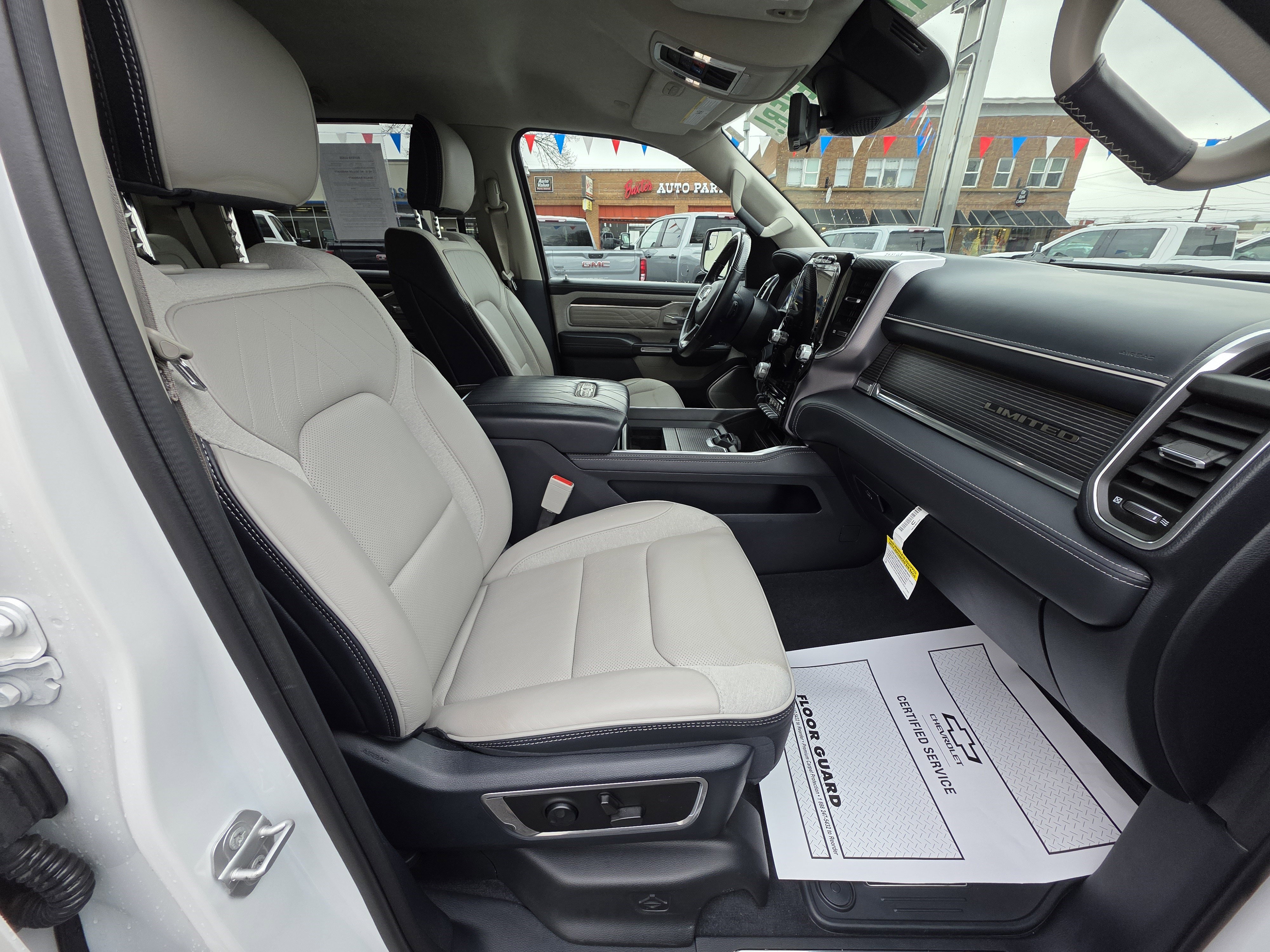 Used 2022 RAM 1500 Limited image 27