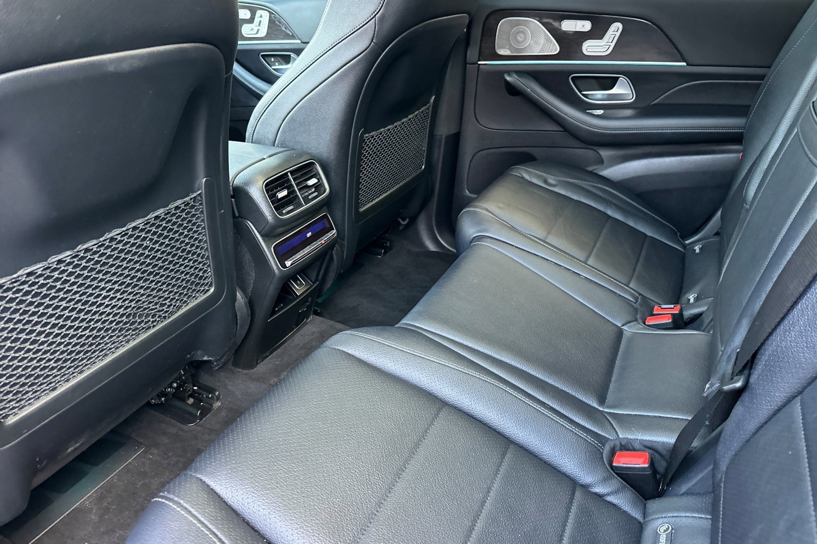 Used 2022 Mercedes-Benz GLS 450 4MATIC image 28