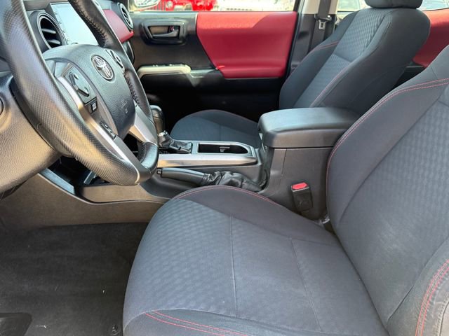 Used 2020 Toyota Tacoma SR5 image 8