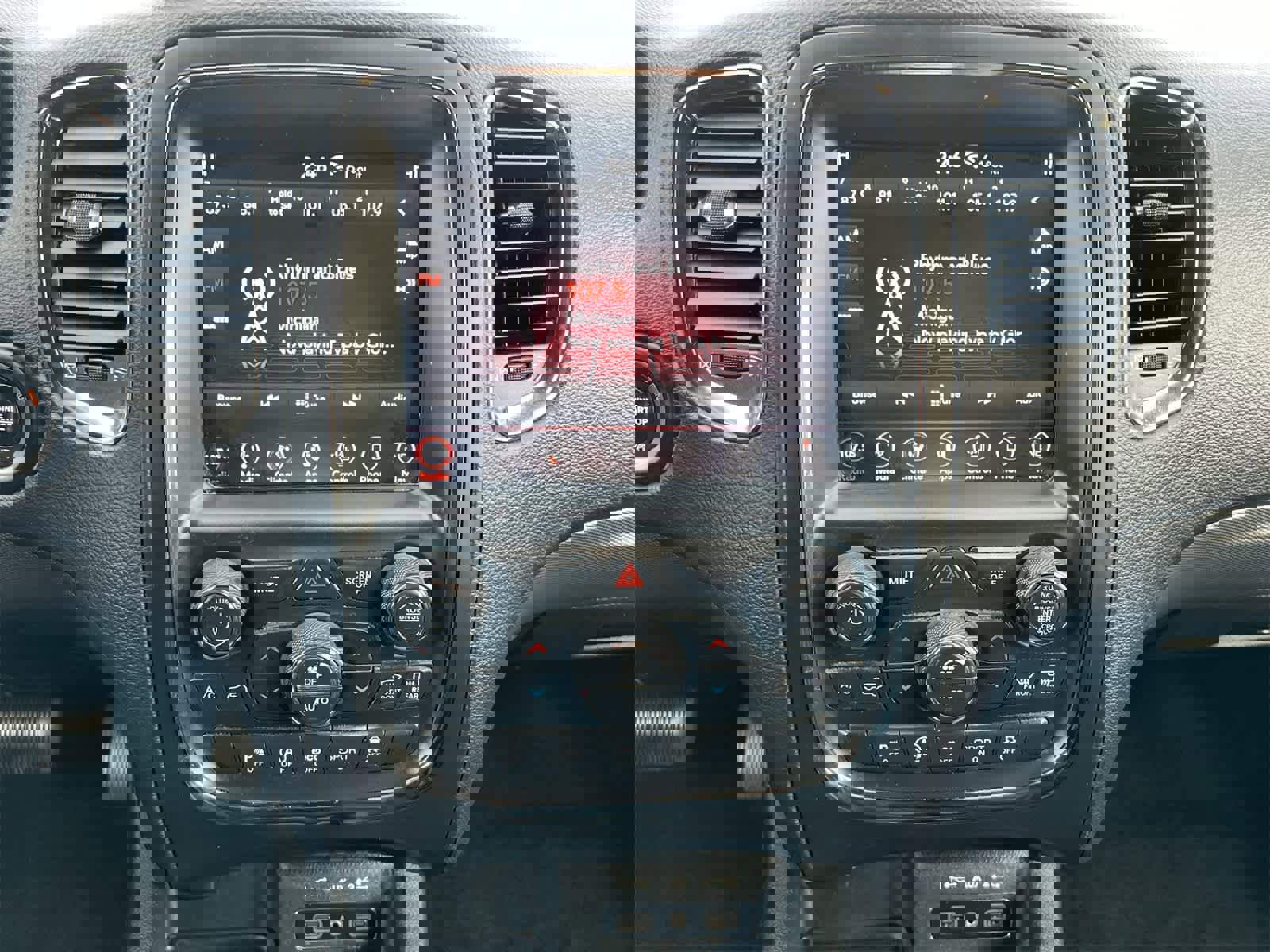 Used 2019 Dodge Durango GT image 27