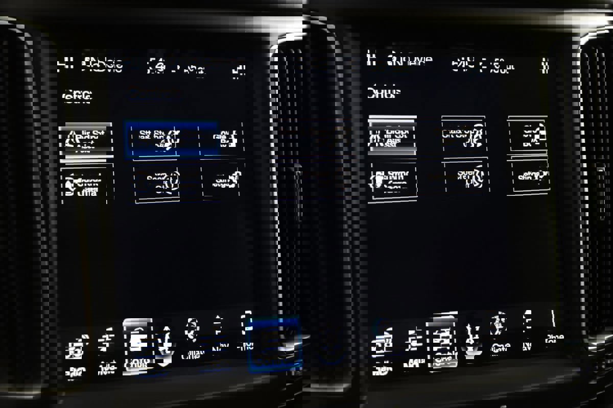 Used 2018 Maserati Levante GranSport image 40