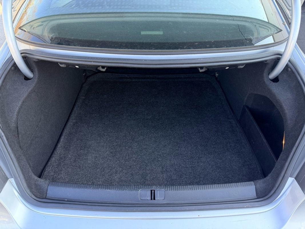 Used 2015 Volkswagen CC R-Line image 14