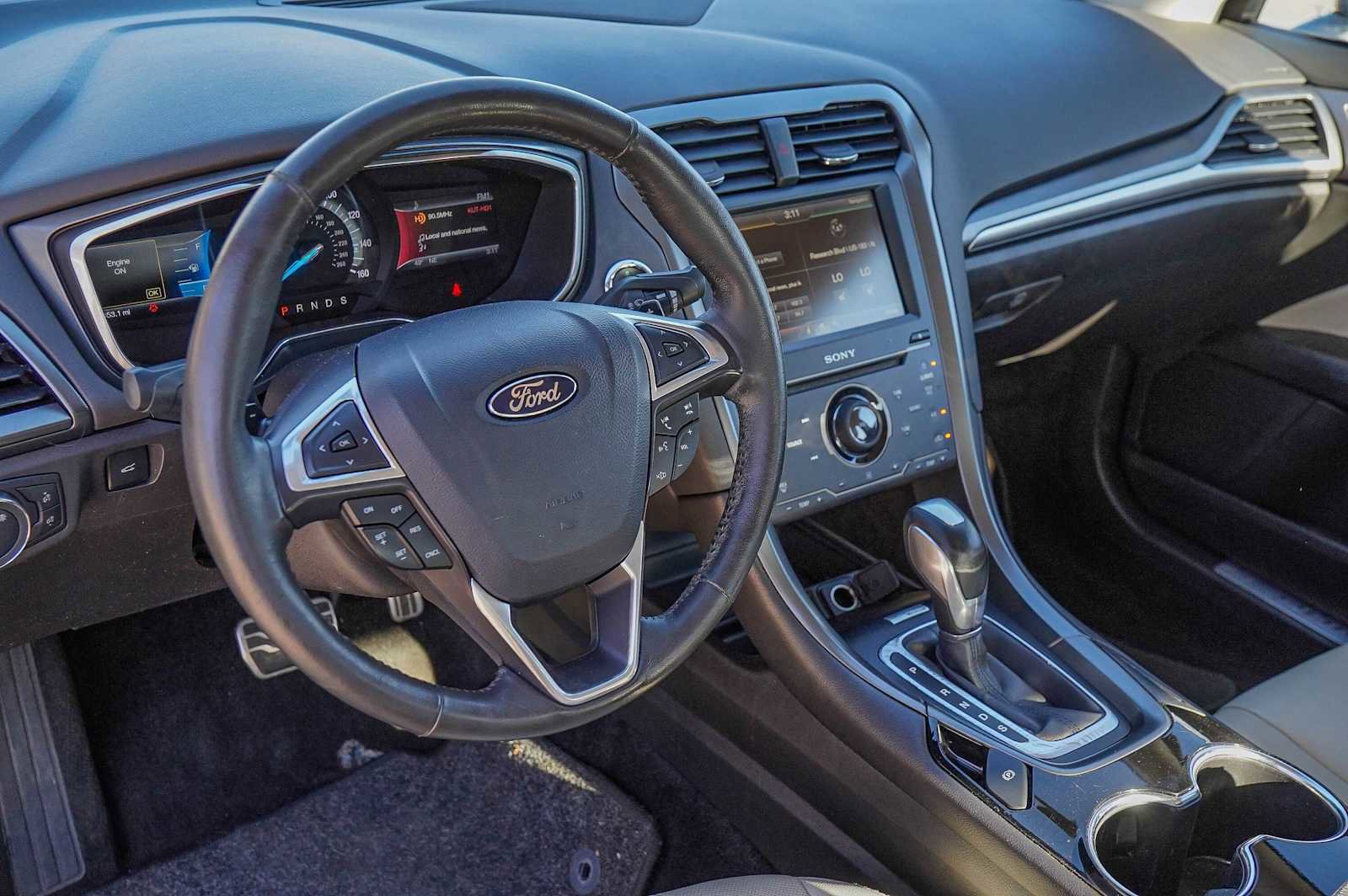 Used 2014 Ford Fusion Titanium image 9