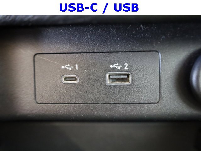 Used 2023 Nissan Rogue SV image 9