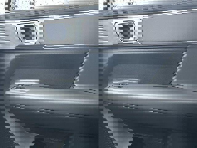 New 2026 Hyundai Santa Fe SE image 12