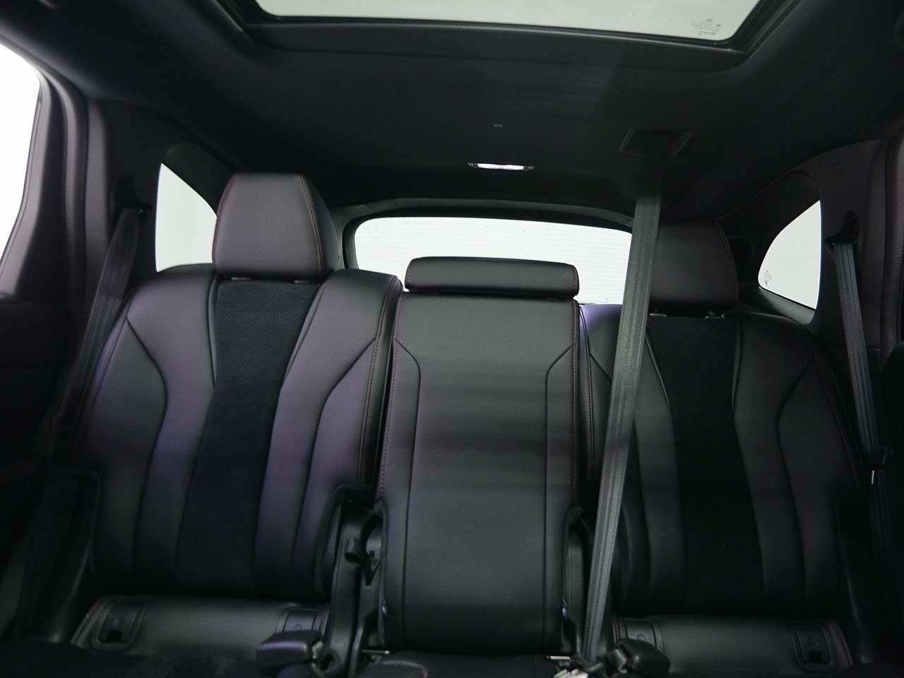 Used 2023 Acura MDX A-Spec AWD/4WD image 9