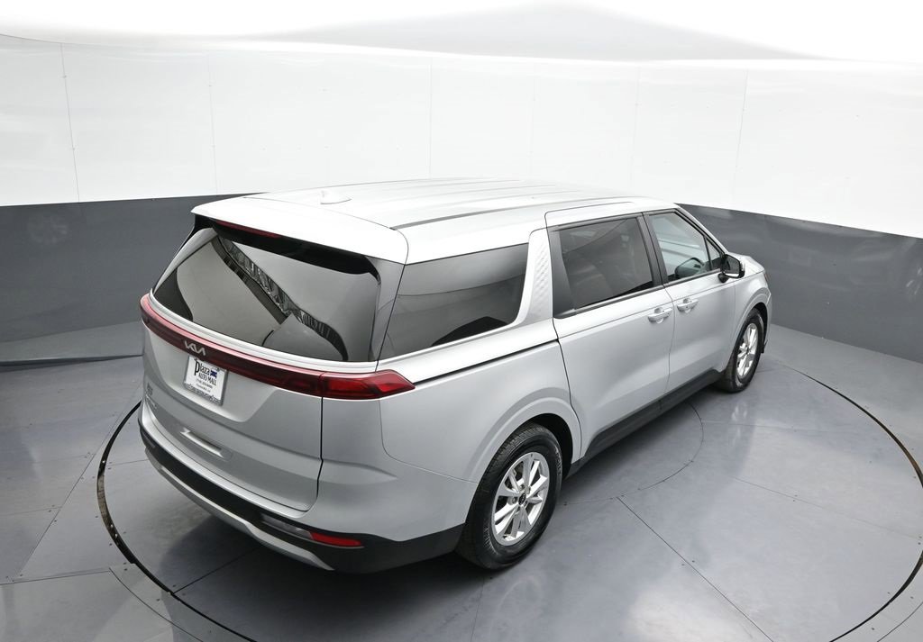 Certified 2023 Kia Carnival LX image 39