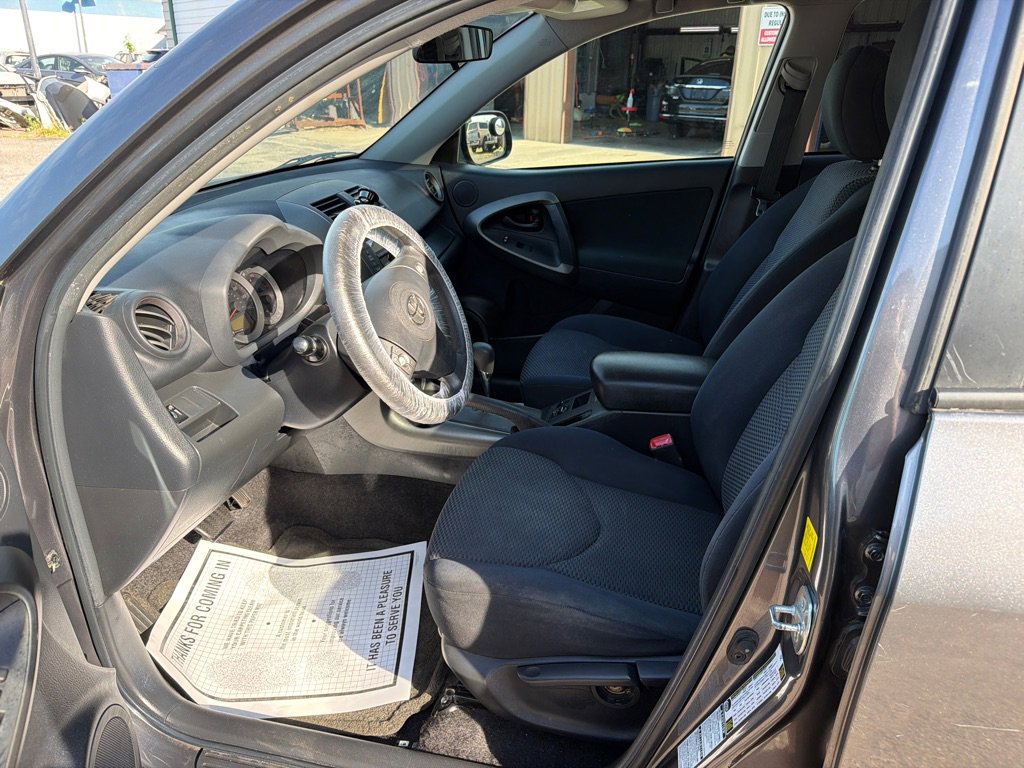 Used 2011 Toyota RAV4 Sport w/ Sport Extra Value Pkg AWD/4WD image 19