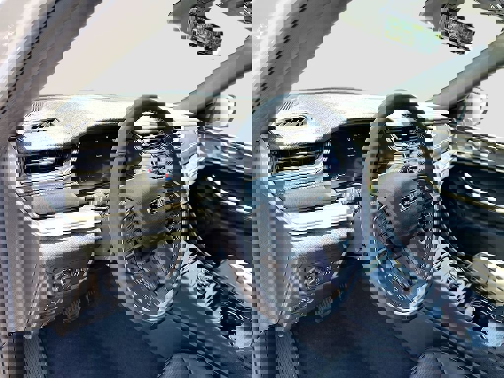 New 2025 Jeep Grand Cherokee Limited w/ Luxury Tech Group II image 9