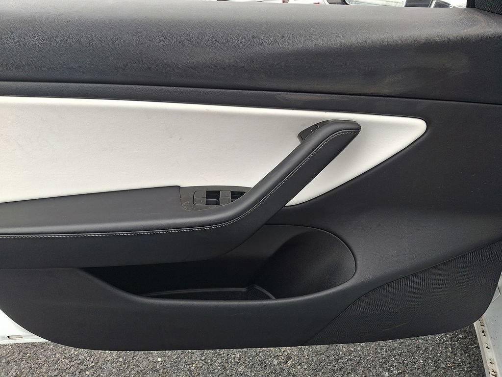 Used 2019 Tesla Model 3 Long Range image 14