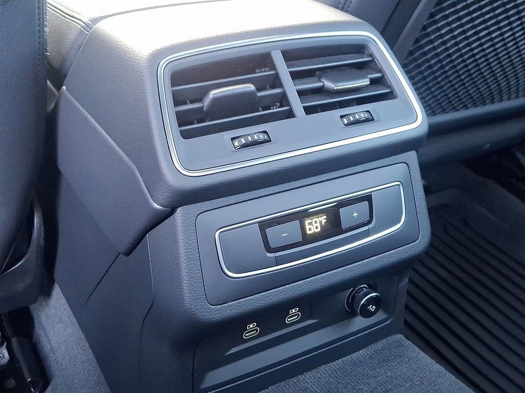 Used 2023 Audi A6 3.0T Premium w/ Convenience Package image 11