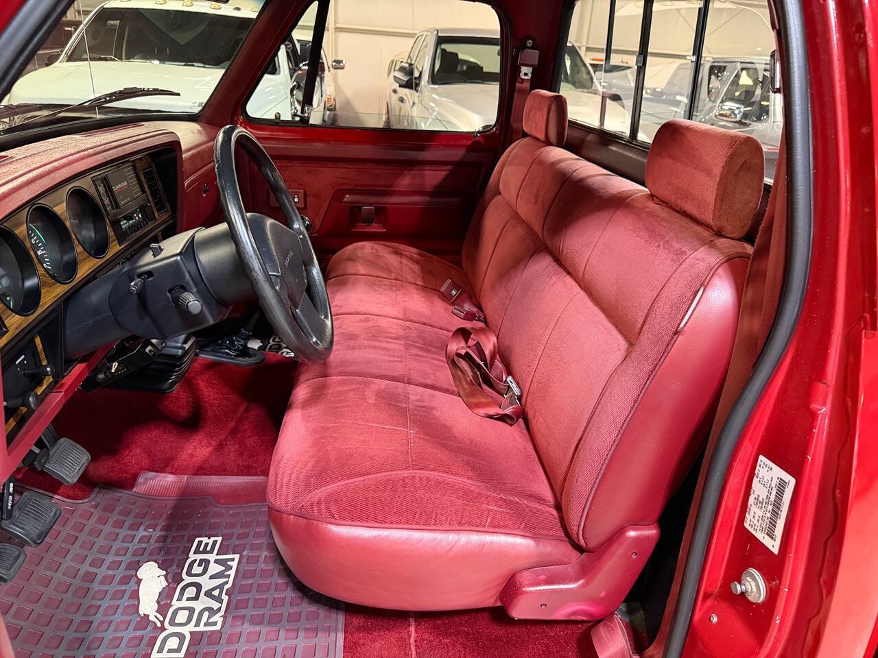 Used 1992 Dodge D/W Truck 250 AWD/4WD image 23