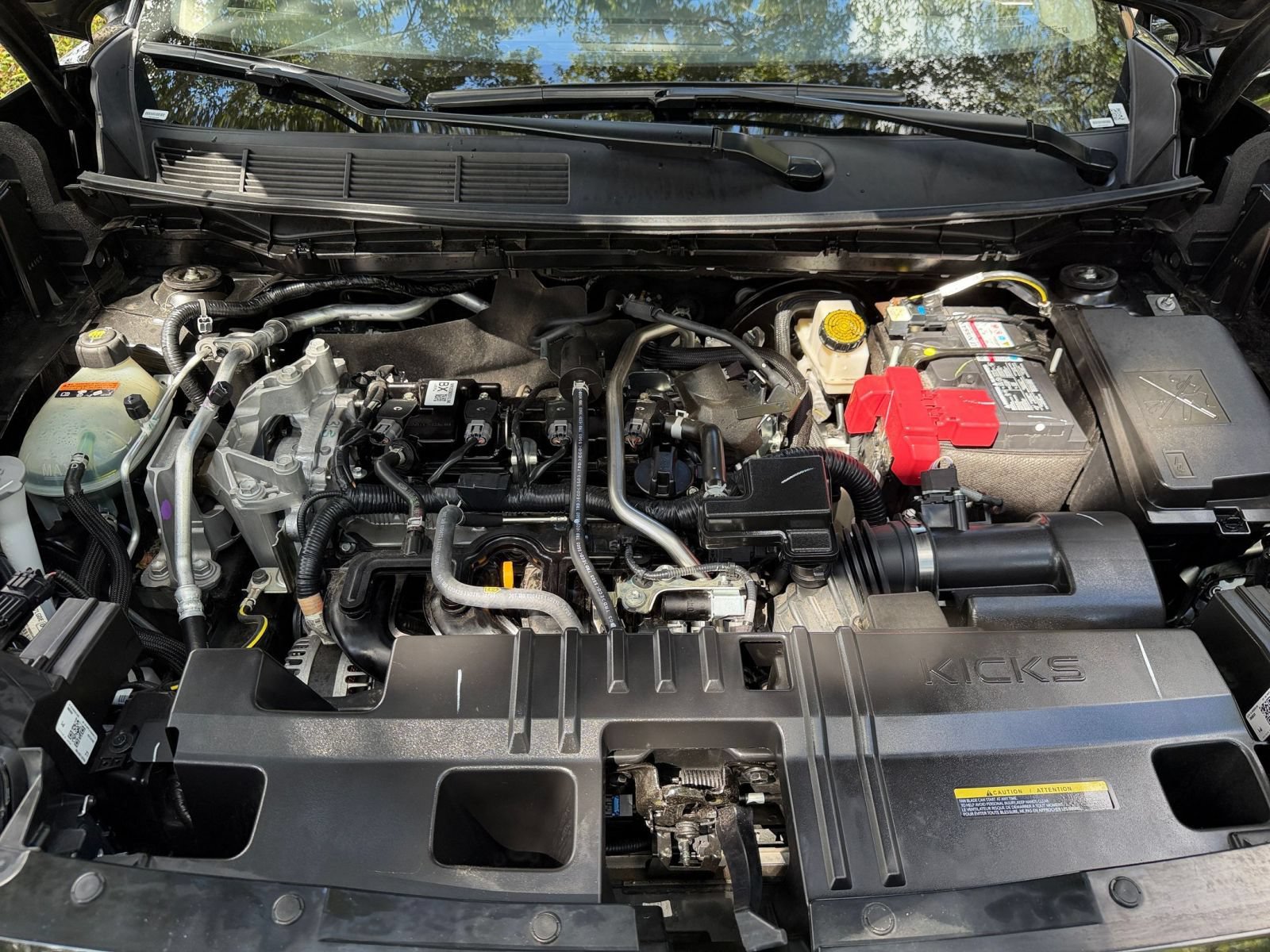 Used 2026 Nissan Kicks SR AWD/4WD image 30