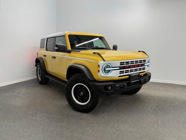 Used 2023 Ford Bronco Heritage Edition image 2