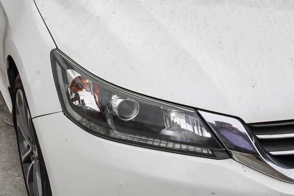 Used 2015 Honda Accord Sport image 4