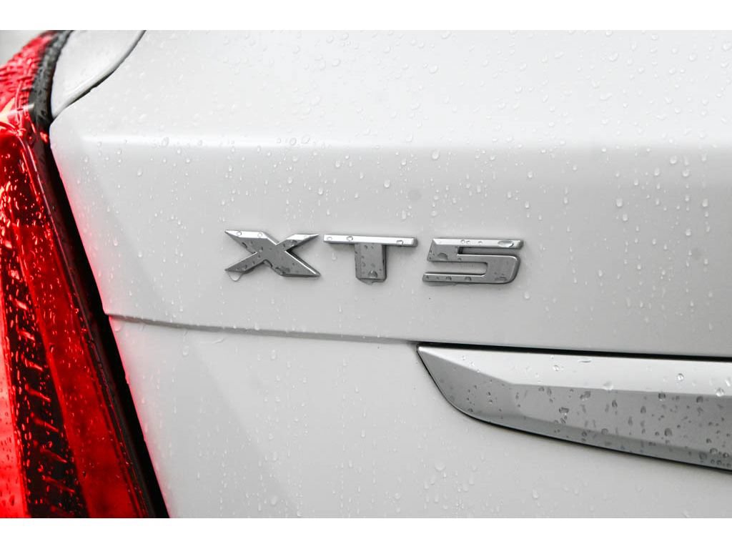 Certified 2023 Cadillac XT5 Luxury AWD/4WD image 60