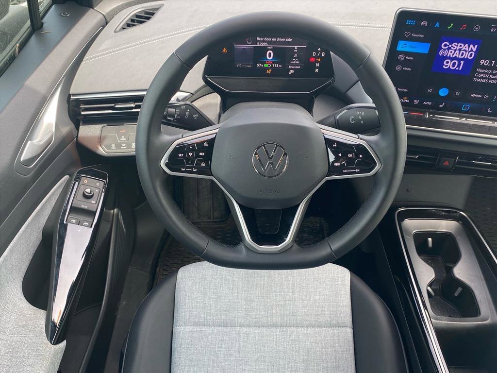 Certified 2025 Volkswagen ID.4 Pro image 3