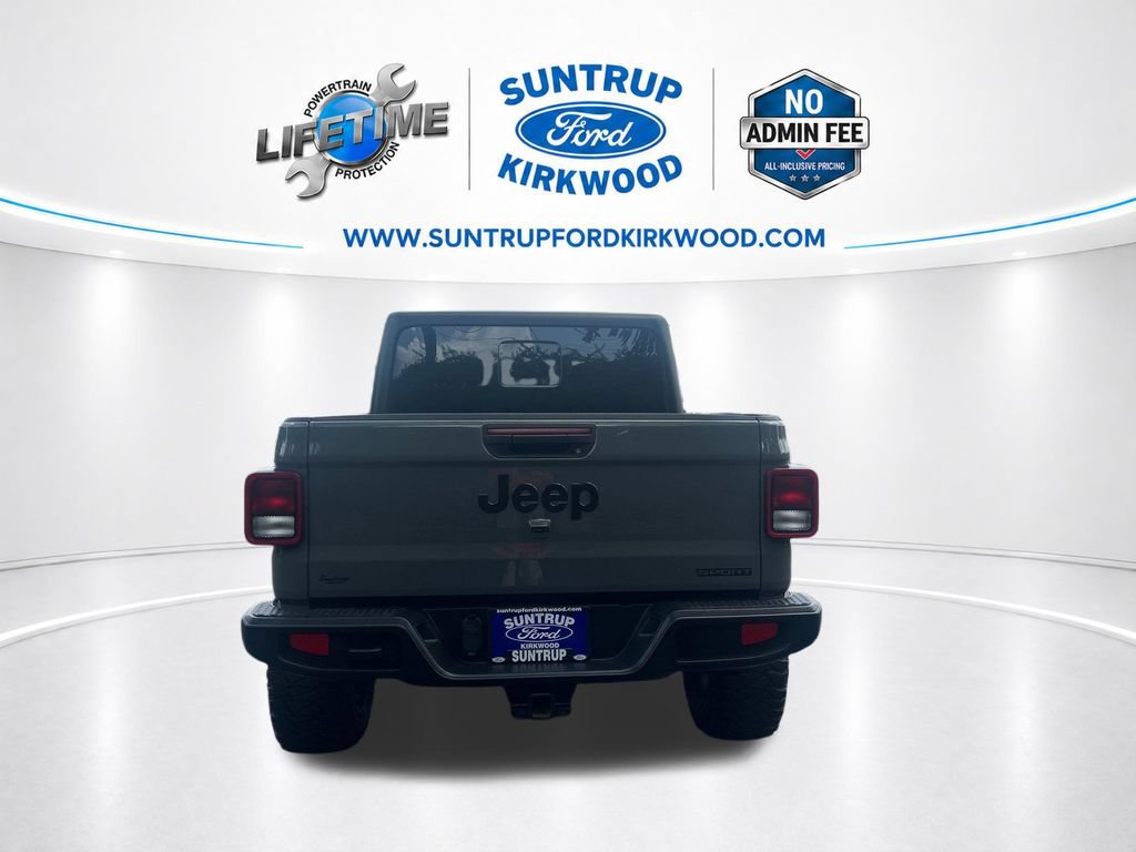 Used 2021 Jeep Gladiator Sport AWD/4WD image 4